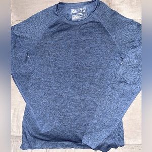 FIGS seamless under scrub top